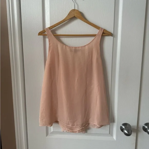 Loft Top - Picture 3 of 4